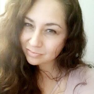 Meet your Posher, Laurie